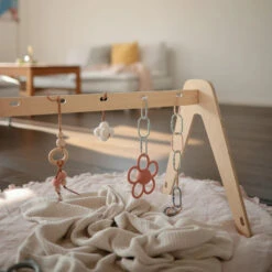 Mushie Daisy Rattle Teether 17 Mushie Daisy Rattle Teether -Tiny Baby Essentials Store 07 Flat lays 30thsep 51 4fab5de3 6faa 4d12 800d 39b79c684193