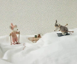 Maileg Sweater And Hat -Tiny Baby Essentials Store 17 4213 00 01 800x 21109acc d381 49e3 a64f 0d68d18531a5