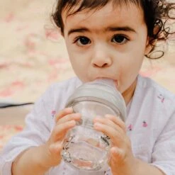 Haakaa Generation 3 Glass Baby Bottle 10 Oz/300 Ml, 1 PK -Tiny Baby Essentials Store 1 1500x 933ef09b 4f4d 4ab1 bce8 30bb02a5d7b0