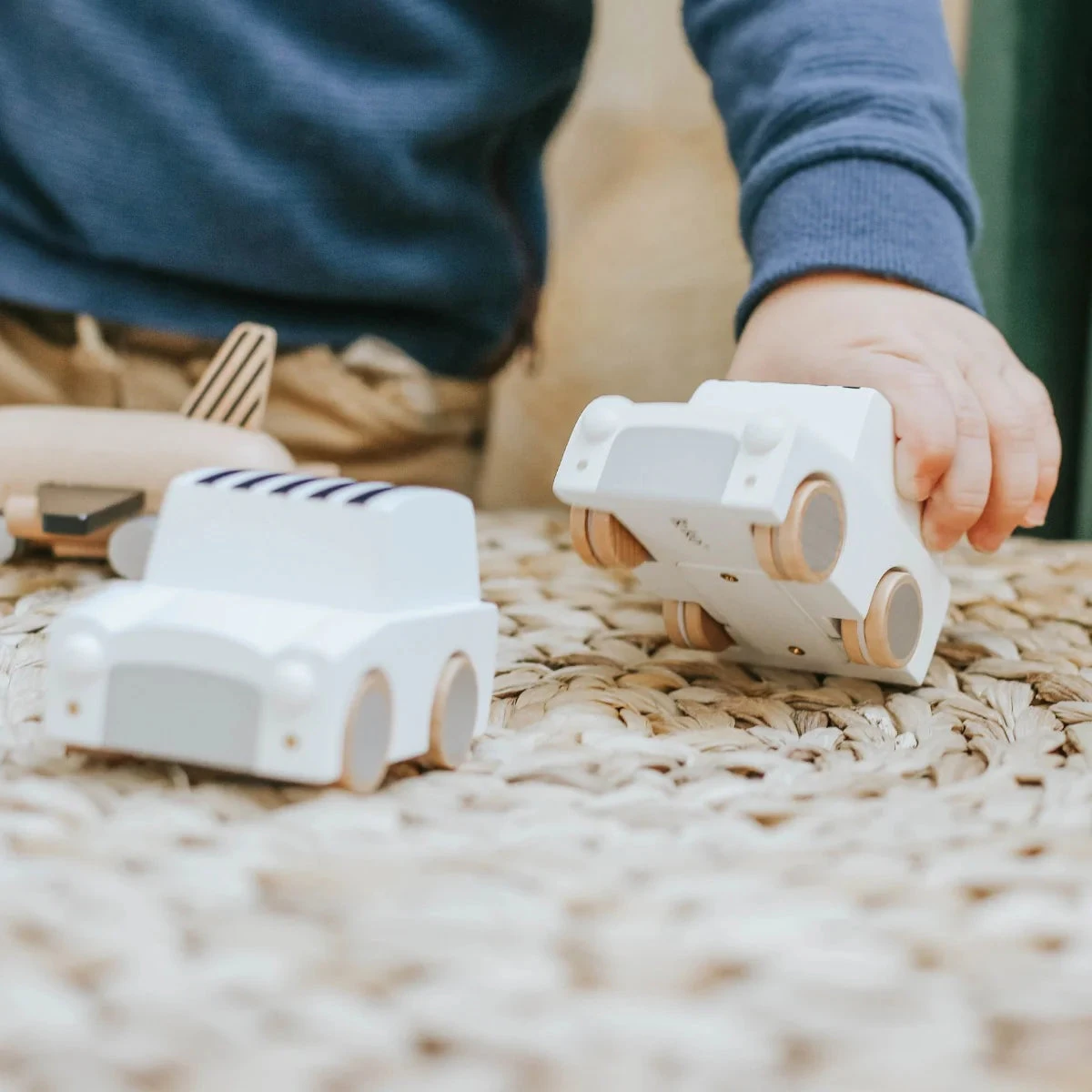 Kiko Kuruma Wind-Up Car 3 Kiko Kuruma Wind-Up Car - Image 3