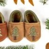Baby Leather Shoes With Fir Tree Design | Wood/Lichen
