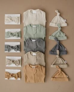 Organic Cotton Ribbed Zipper | Cafe 6 Organic Cotton Ribbed Zipper | Cafe -Tiny Baby Essentials Store 3U6A5669 websize be83eb96 a9c3 4a74 a7fc af7e4363c476