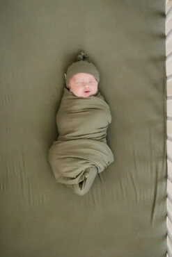 Bamboo Stretch Crib Sheet | Olive 16 Bamboo Stretch Crib Sheet | Olive -Tiny Baby Essentials Store 3U6A7897 websize