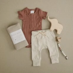 Organic Cotton Ribbed Snap Bodysuit | Dusty Rose 6 Organic Cotton Ribbed Snap Bodysuit | Dusty Rose -Tiny Baby Essentials Store 535A1265 websize