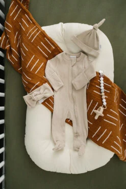 Bamboo Stretch Crib Sheet | Olive 14 Bamboo Stretch Crib Sheet | Olive -Tiny Baby Essentials Store 535A1450 websize