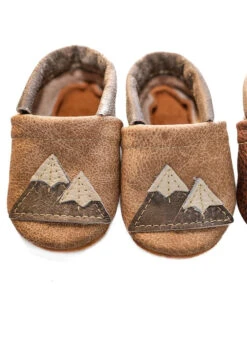Starry Knight Design Baby Leather Shoes | Latte Mountains