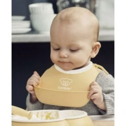 Babybjorn Feeding Bib Set 16 Babybjorn Feeding Bib Set -Tiny Baby Essentials Store BABYBJORNfeedingbibsetalt1