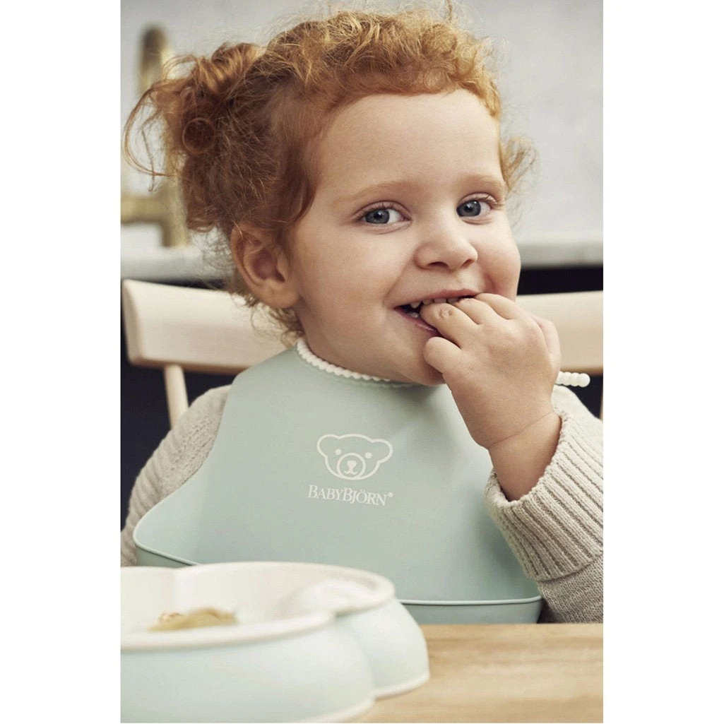 Babybjorn Feeding Bib Set 9 Babybjorn Feeding Bib Set - Image 9
