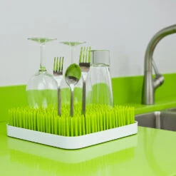 Boon Lawn Drying Rack | Green & White -Tiny Baby Essentials Store Boon lawn grass drying rack in green