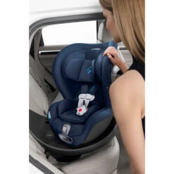 CYBEX Sirona S Convertible Car Seat -Tiny Baby Essentials Store CYBEXSironaSCampaign 360Rotationcopy 2e8043d9 bcc3 47df 9dcc 200e6530e111 1