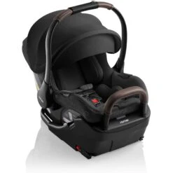 Romer Juni Infant Car Seat With Versa Base