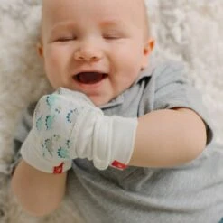GoumiMitts, 2-Pack 16 GoumiMitts, 2-Pack -Tiny Baby Essentials Store GOUMImittsalt5 9c894f5f 1d05 49f0 bcb9 218227ee080e