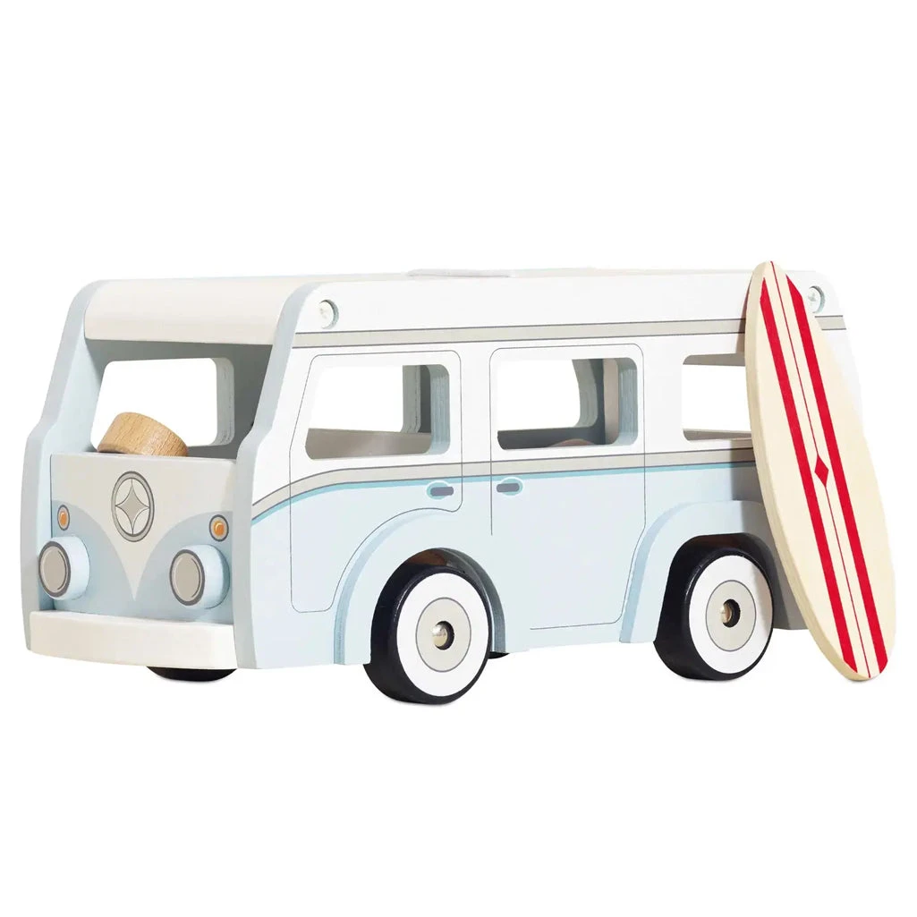 Le Toy Van Holiday Camper Van 1 Le Toy Van Holiday Camper Van