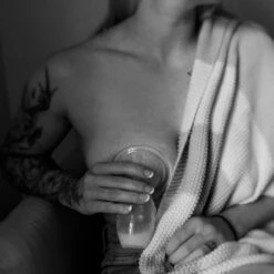 Haakaa Generation 1 Silicone Breast Pump 4 Oz, 1 Pk 13 Haakaa Generation 1 Silicone Breast Pump 4 Oz, 1 Pk -Tiny Baby Essentials Store MHK062 5