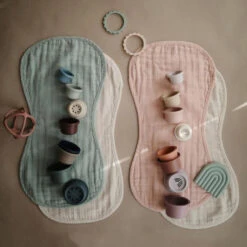 Mushie Organic Cotton Burp Cloths -Tiny Baby Essentials Store MUSHIEburpclothalt2 434f8f1e f96f 478d 9097 b8188d6544e7