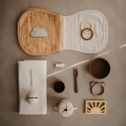 Mushie Organic Cotton Burp Cloths -Tiny Baby Essentials Store MUSHIEburpclothfallyellowfogalt1 b203422c 43c1 4a5f b934 a3df127786cb