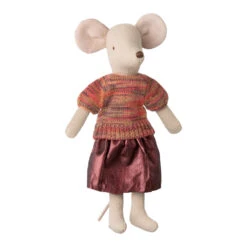 Maileg Mum Mouse Clothes 30 Maileg Mum Mouse Clothes -Tiny Baby Essentials Store Maileg mum mouse knitted blouse and skirt outfit