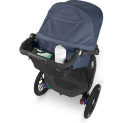 UPPAbaby Ridge Parent Console 7 UPPAbaby Ridge Parent Console -Tiny Baby Essentials Store ParentConsole onRIDGE22 REG inUse 944x1200 bd93c0f 22ee3407 7e0d 4213 9746 82082bbfd783