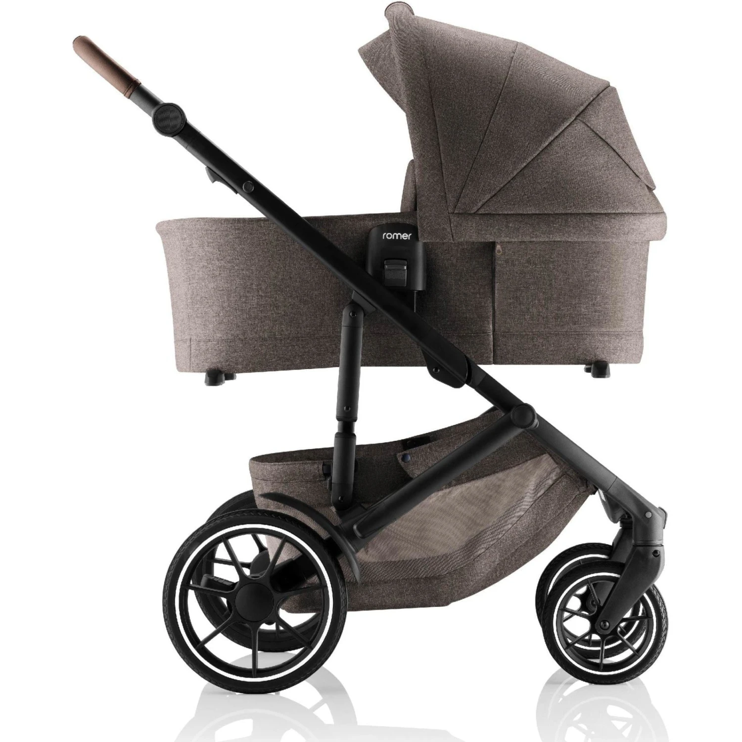 Romer Sera Bassinet For Tura Stroller 8 Romer Sera Bassinet For Tura Stroller - Image 8