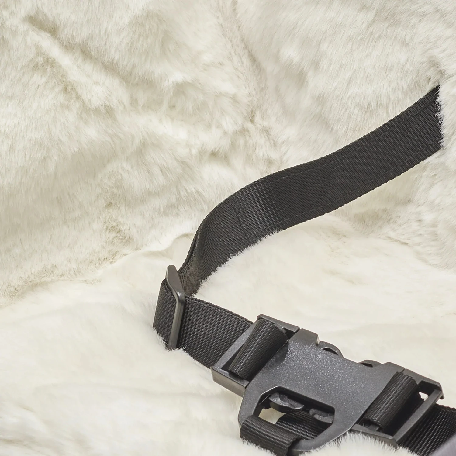 Veer Cruiser Shearling Seat Cover 6 Veer Cruiser Shearling Seat Cover - Image 6