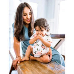 Little Unicorn Cotton Classic Bib 39 Little Unicorn Cotton Classic Bib -Tiny Baby Essentials Store UF0019 8857