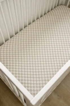 Bamboo Stretch Crib Sheet | Taupe Checkered 8 Bamboo Stretch Crib Sheet | Taupe Checkered -Tiny Baby Essentials Store Z4A4587 websize