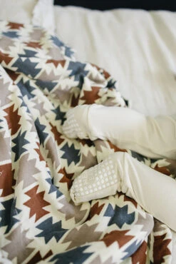 Ribbed Bamboo Zipper | Cream 20 Ribbed Bamboo Zipper | Cream -Tiny Baby Essentials Store Z4A8270 websize