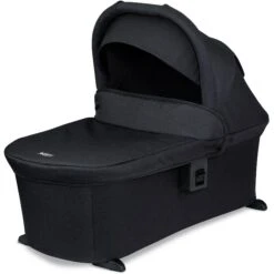 Britax Zinnia Bassinet For Brook, Brook+ And Grove Strollers 11 Britax Zinnia Bassinet For Brook, Brook+ And Grove Strollers -Tiny Baby Essentials Store Zinnia Bassinet ATF Left Closed 1 2291c7ab 6f2a 49b5 80eb c7479f55c47d