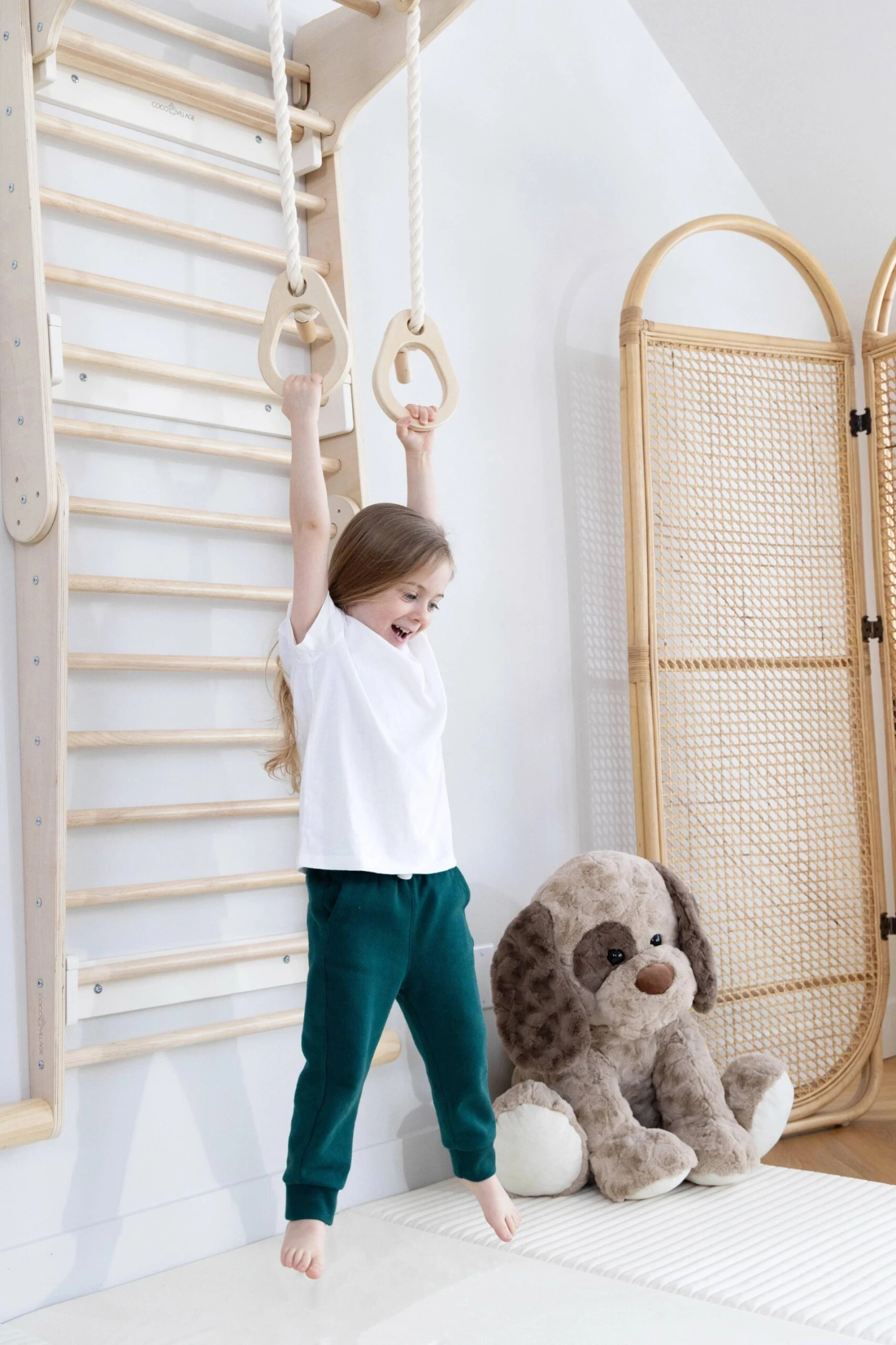 Montessori 2-in-1 Triangle & Wall Climber 2 Montessori 2-in-1 Triangle & Wall Climber - Image 2