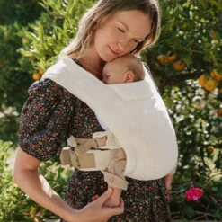 Ergobaby Embrace Newborn Carrier -Tiny Baby Essentials Store baby carrier embrace cream 7