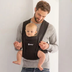 Ergobaby Embrace Newborn Carrier -Tiny Baby Essentials Store embrace pureblack2