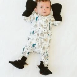 Cotton Knit Stay On Baby Boots | Shadow -Tiny Baby Essentials Store goumi knit shadow booties