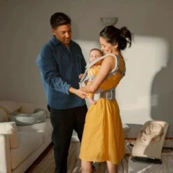 Ergobaby Omni Deluxe -Tiny Baby Essentials Store img 5577 1