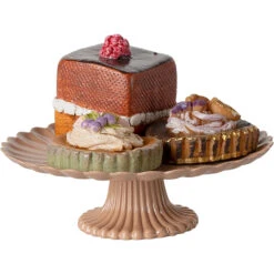 Maileg Cakes And Cakestand