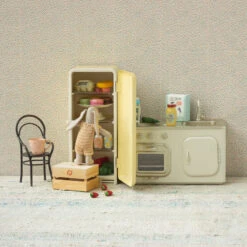 Maileg Miniature Fridge 23 Maileg Miniature Fridge -Tiny Baby Essentials Store miniature fridge 02
