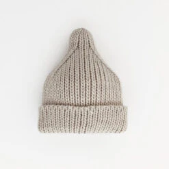 Peak Knit Beanie | Oatmeal