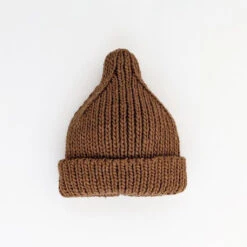 Peak Knit Beanie | Pecan