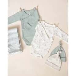 Knotted Baby Hat -Tiny Baby Essentials Store qmae knotted baby hat 01