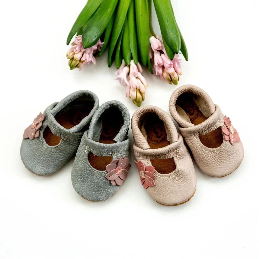 Baby Janes | Lily 1 Baby Janes | Lily
