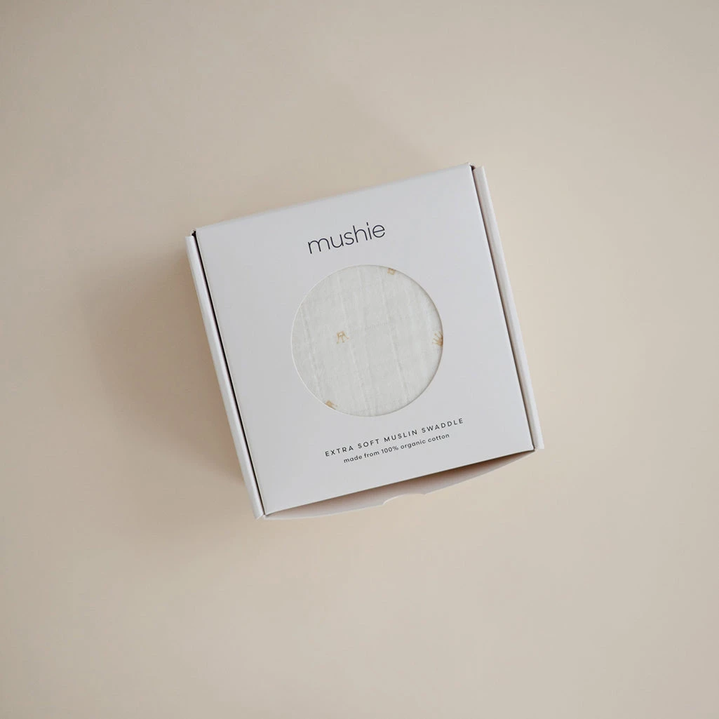 Mushie Organic Cotton Swaddle Blanket 7 Mushie Organic Cotton Swaddle Blanket - Image 7